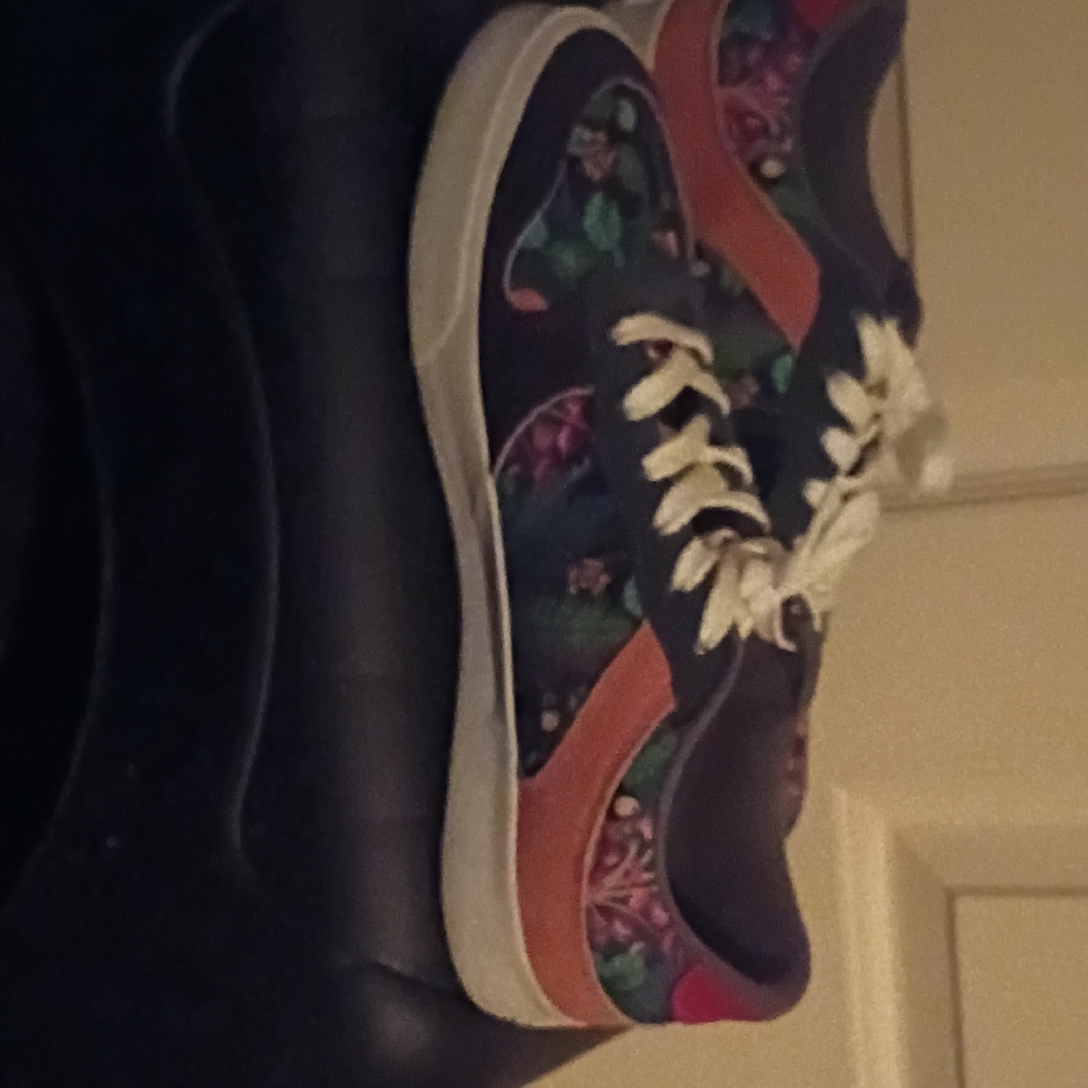 Floral Print Low-Top Sneakers with White Laces